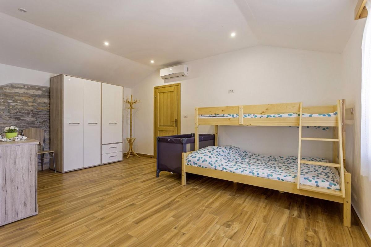 Villa Rina In Barat Kanfanar Dış mekan fotoğraf
